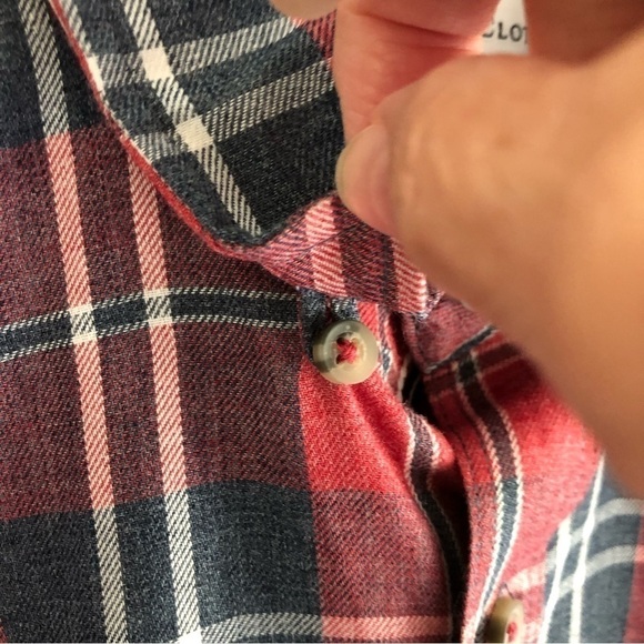 Thread & Cloth Red Gray Plaid Button Down Long Sleeve Shirt Size Small - Picture 8 of 10